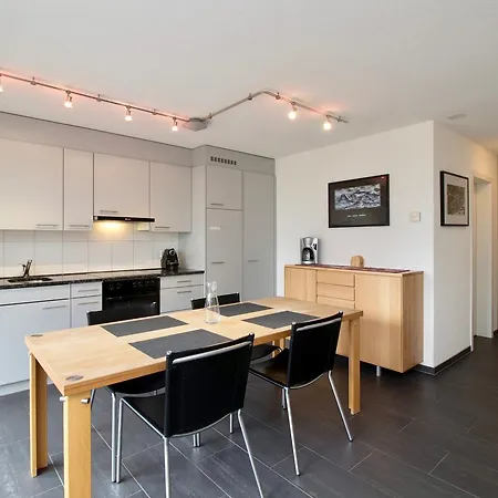 Goldenhorn Apartment *